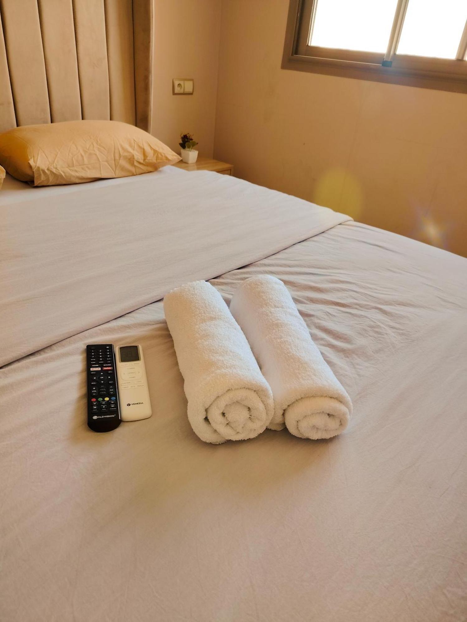 Super Apartement Totalement Neuf A Cote De Marjane Avec La Climatisation Et Wifi Tanger Ngoại thất bức ảnh